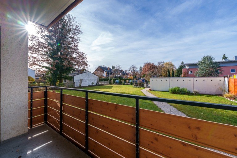 Titelbild Germering Erdgeschosswohnung SOPART IMMOBILIEN - Frisch saniert mit neuem Bad - Sch�ne 3-Zimmer-Erdgeschosswohnung in Germering