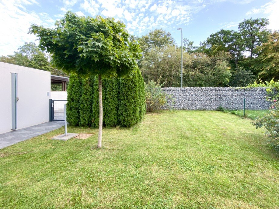 Garten Doppelhaush�lfte Germering