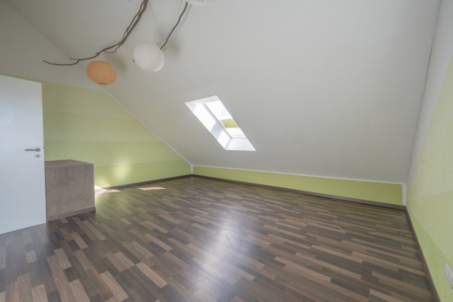Studio Dachgeschoss Doppelhaush�lfte Germering