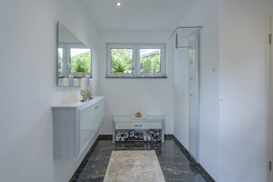 Eingangsbereich mit Garderobe Einfamilienhaus Germering / Unterpfaffenhofen