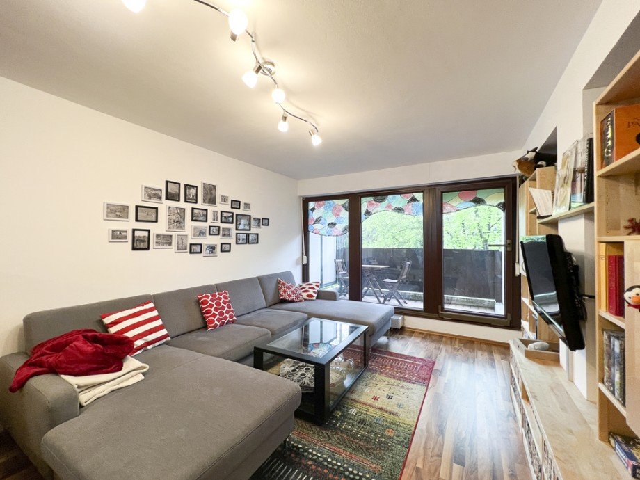 Wohnzimmer Etagenwohnung M�nchen / Aubing