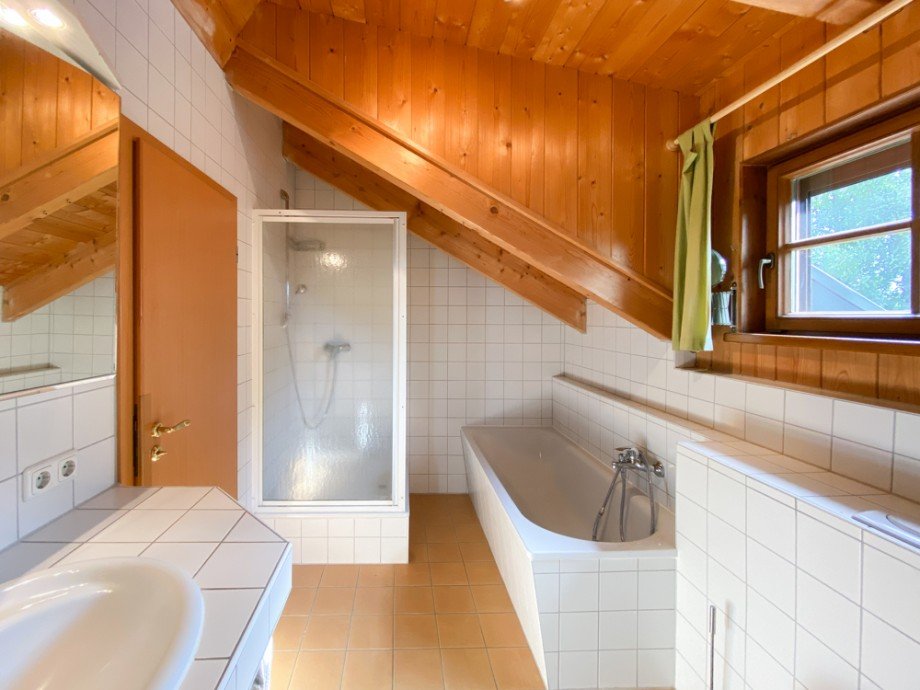 Badezimmer Einfamilienhaus Germering / Harthaus