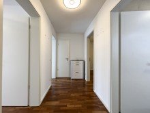 Flur SOPART IMMOBILIEN - Elegante 3-Zimmer Wohnung mit edler K�che - sehr gute Anbindung an Bus & S-Bahn