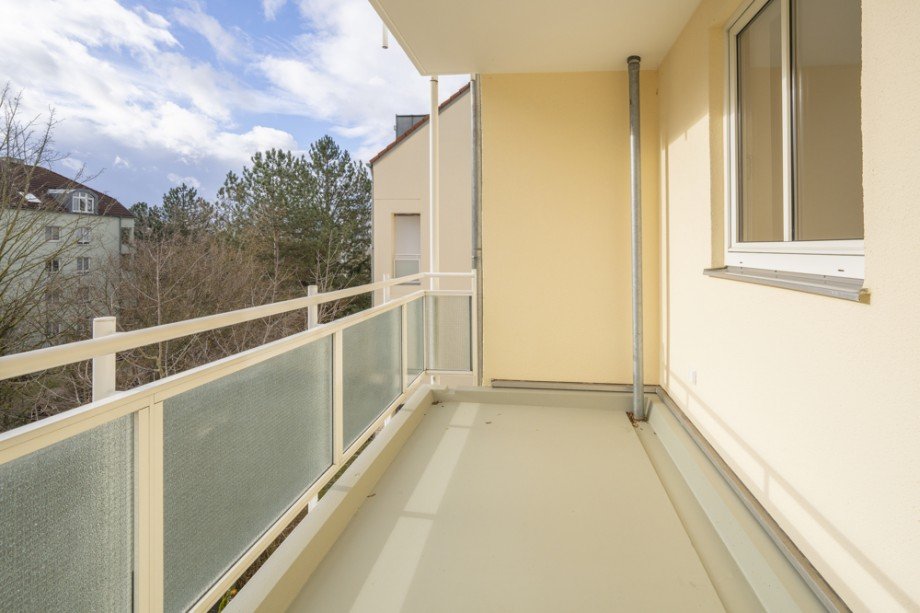 �berdachter Balkon Etagenwohnung Germering