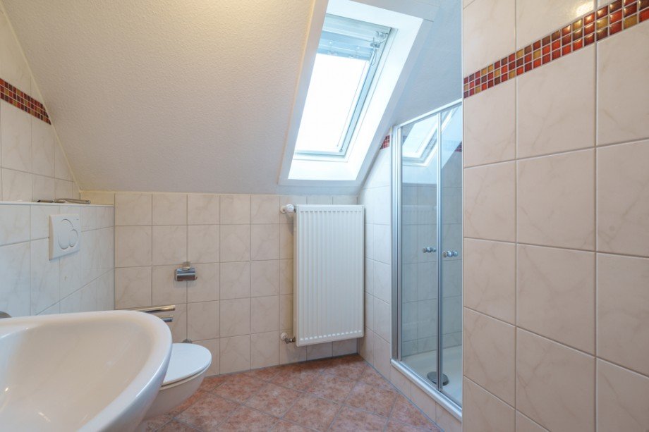 Duschbad im Dachgeschoss Reiheneckhaus Olching