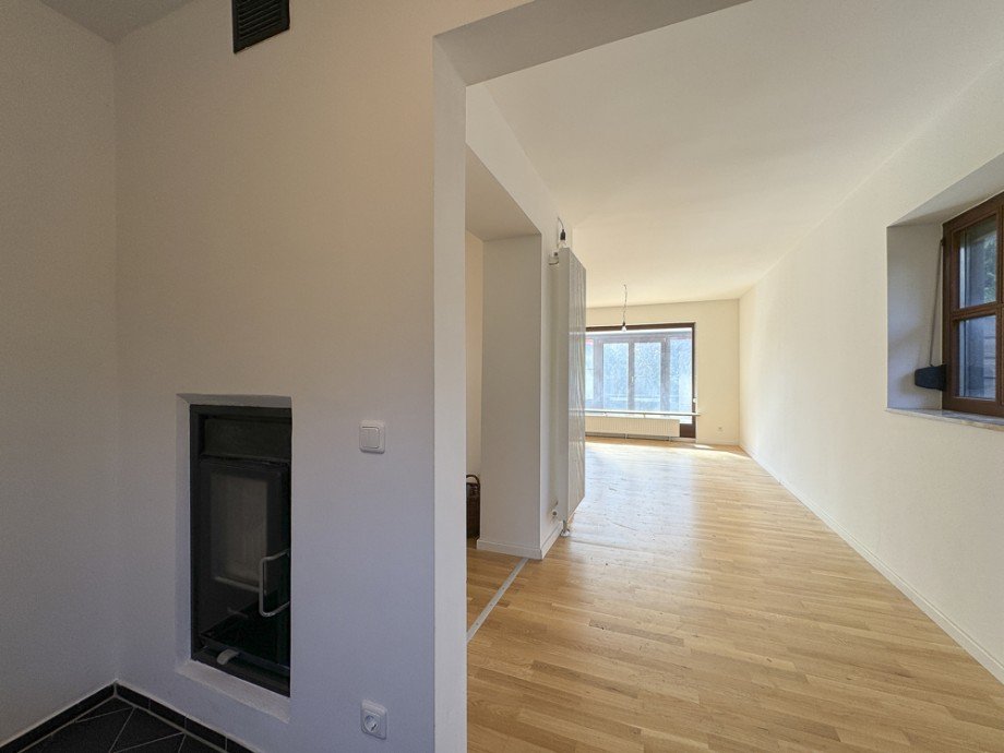 Blick aus der K�che ins Wohnzimmer Reiheneckhaus Puchheim / Puchheim-Bahnhof