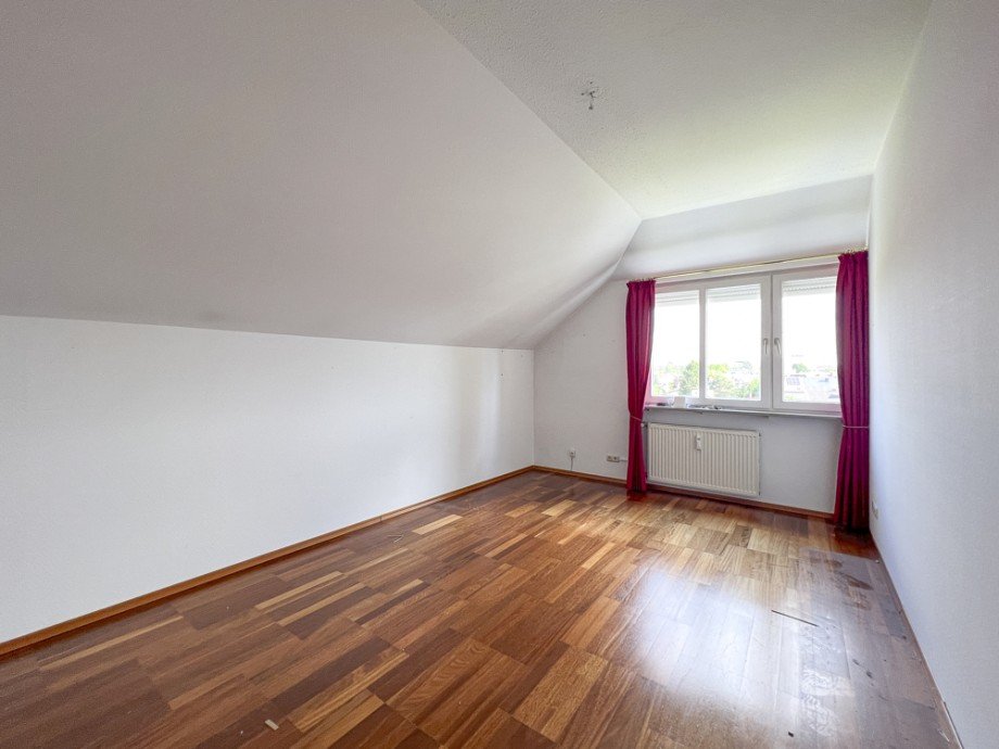 Kinderzimmer / B�ro 1 Penthousewohnung Germering