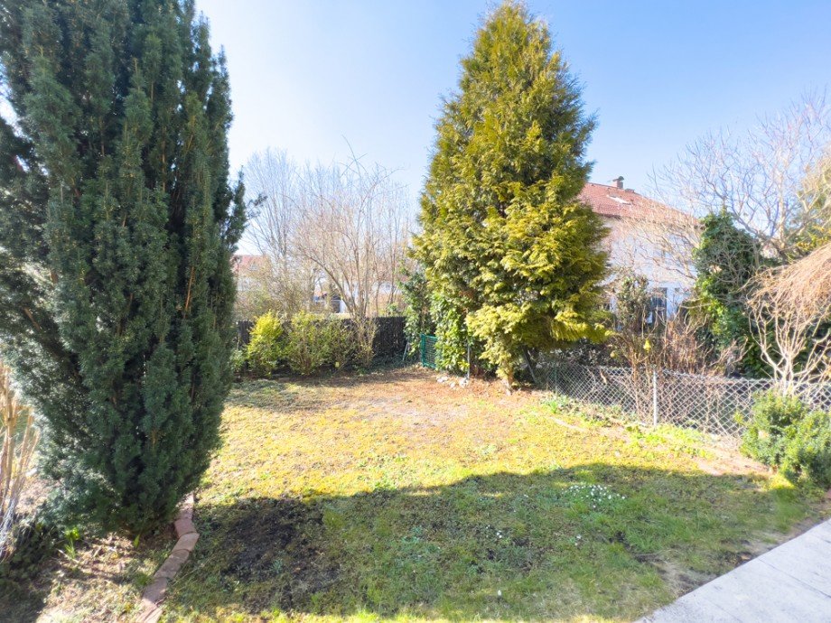 Garten Reihenmittelhaus Puchheim / Puchheim-Bahnhof
