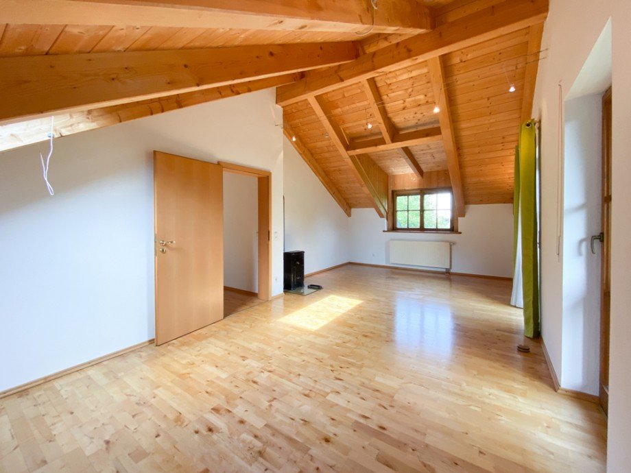 Gro�es B�ro oder Kinderzimmer Einfamilienhaus Germering / Harthaus
