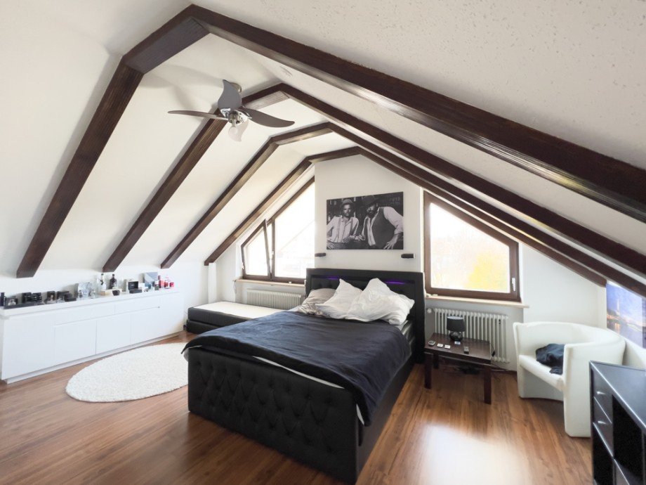 Gro�es Dachstudio Reihenmittelhaus Puchheim / Puchheim-Bahnhof