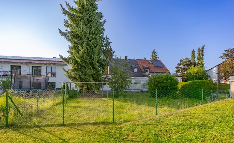 Garten Doppelhaush�lfte Germering