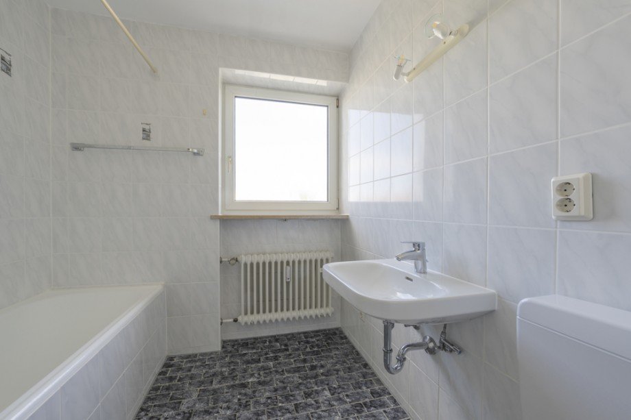 Bad Etagenwohnung Germering