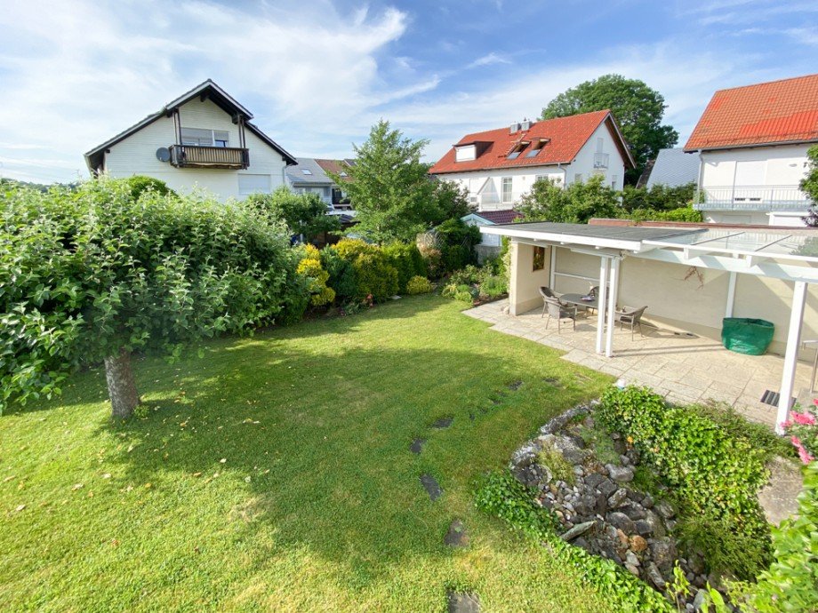 �berdachter Freisitz Reiheneckhaus Germering