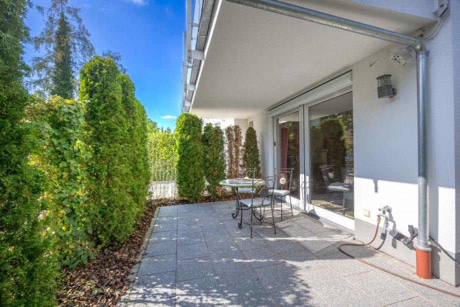 Terrasse an der Hausfront Erdgeschosswohnung M�nchen / Pasing-Obermenzing