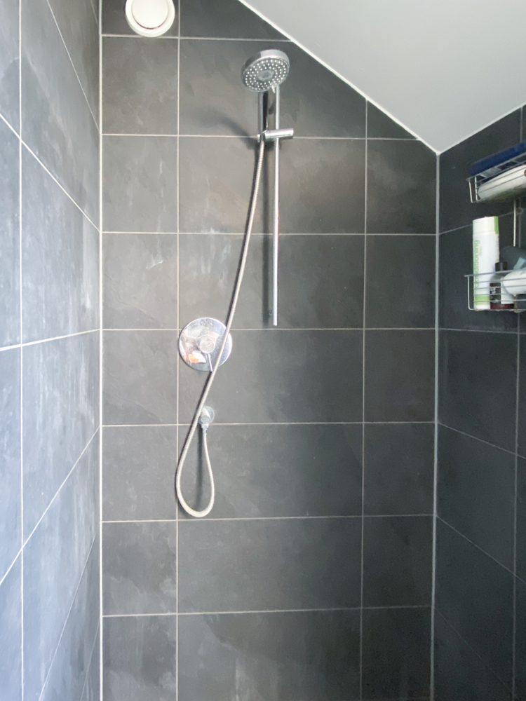 Dusche im DG Doppelhaush�lfte Germering
