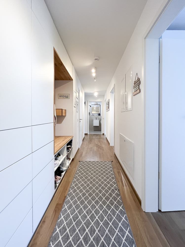 Flur Etagenwohnung Germering / Harthaus
