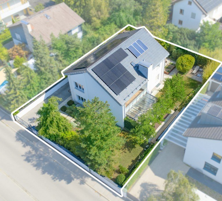 Hauptbild: SOPART IMMOBILIEN - Exklusive Villa mit Einliegerwohnung und Wellnessbereich auf Erbbaurecht