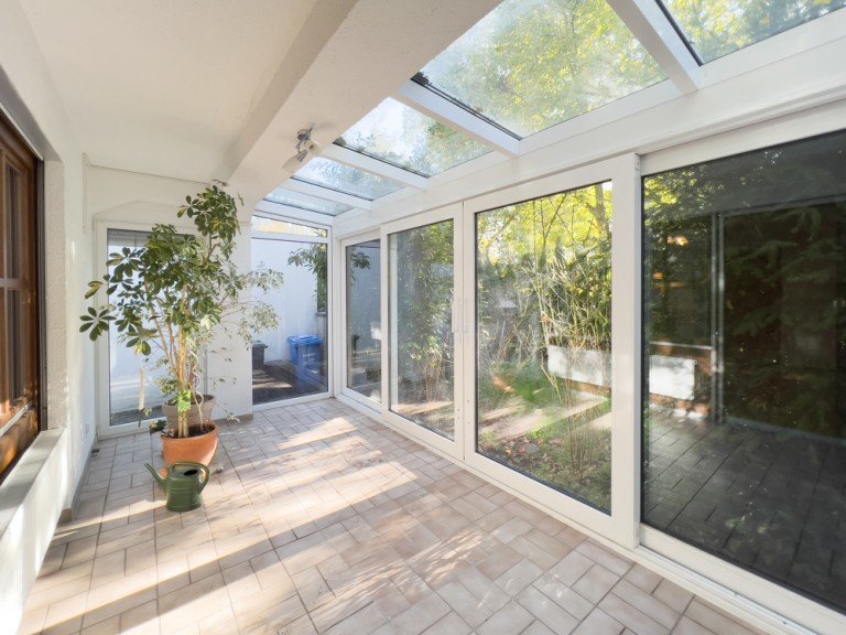 Wintergarten Puchheim Doppelhaush�lfte Sopart Immobilien - kleine Doppelhaush�lfte in ruhiger Lage - eine ideale Alternative zur Wohnung