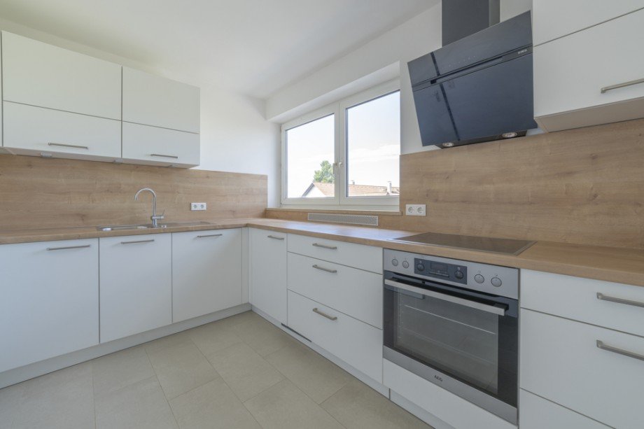 Moderne Einbauk�che Etagenwohnung Germering