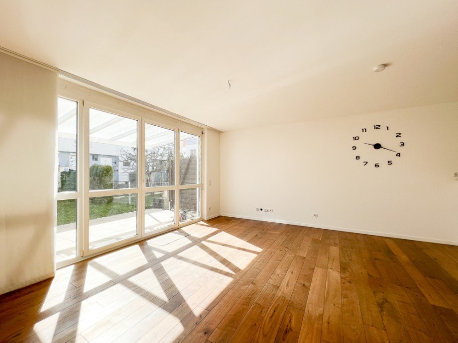 Gro�es Wohnzimmer Reihenmittelhaus Germering