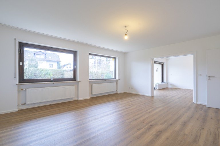 Titelbild Gilching Einfamilienhaus Sopart Immobilien - Komplett renoviertes EFH im Zentrum von Gilching - Platz f�r die ganze Familie