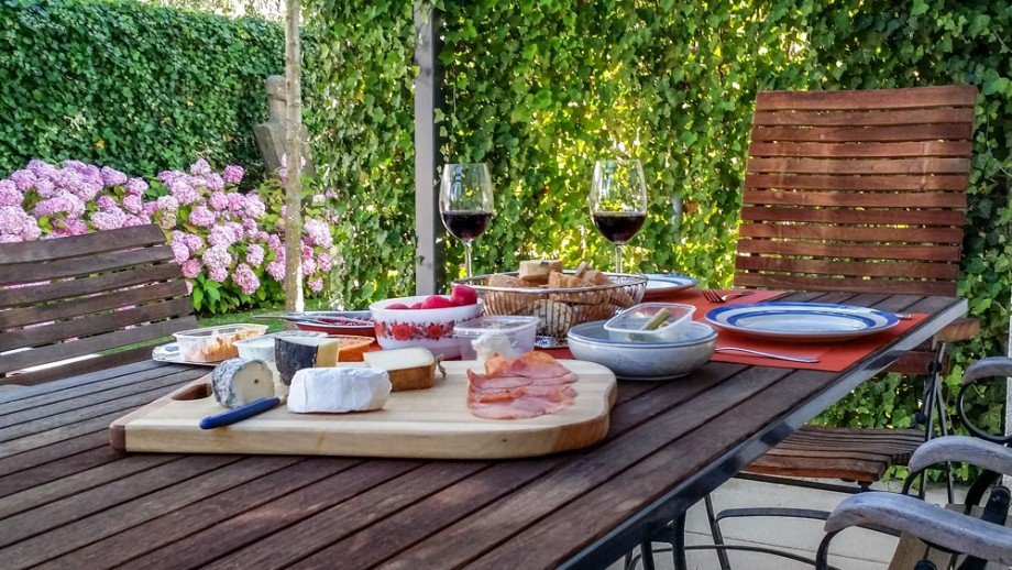 Brotzeit Zweifamilienhaus Germering