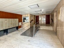 Hauseingang SOPART IMMOBILIEN - Stilvolle 2-Zimmer-Wohnung im Ramses-Hochhaus - spektakul�rer Rooftop-Pool