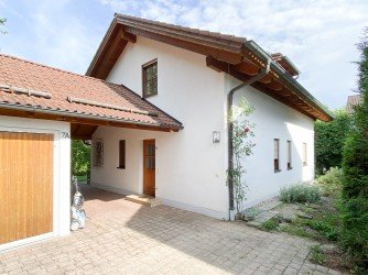 Hauptbild Sopart Immobilien - Idyllisches Einfamilienhaus mit gro�em Garten - zentrale und dennoch ruhige Lage