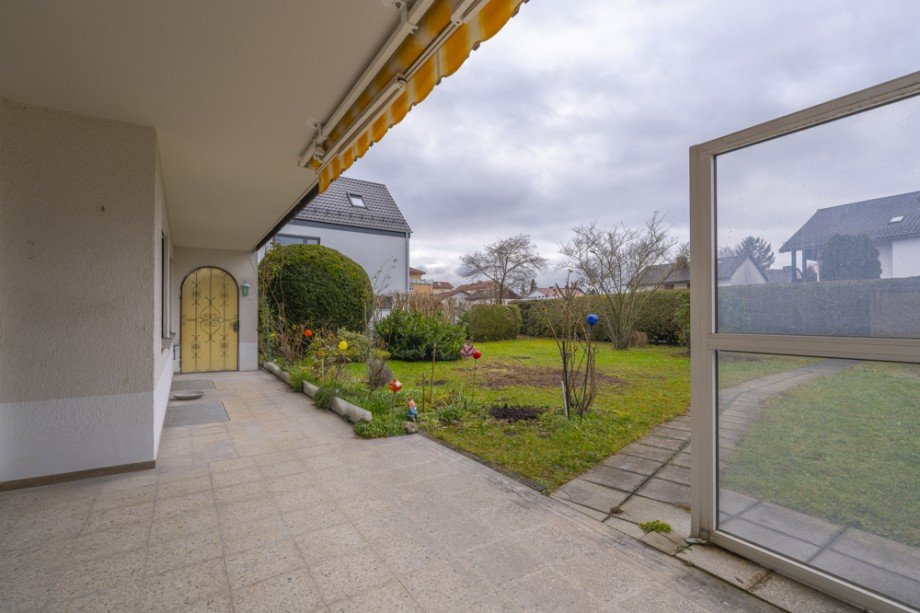 Blick in den Garten Einfamilienhaus Gilching