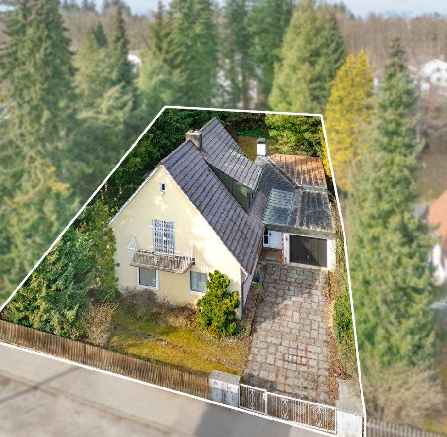 Luftbild von der Stra�e Wohngrundst�ck Gauting