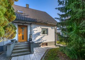 Hauptbild SOPART IMMOBILIEN - Charmante, kleine DHH auf gro�em sonnigen Grundst�ck - sanieren oder neu bauen!
