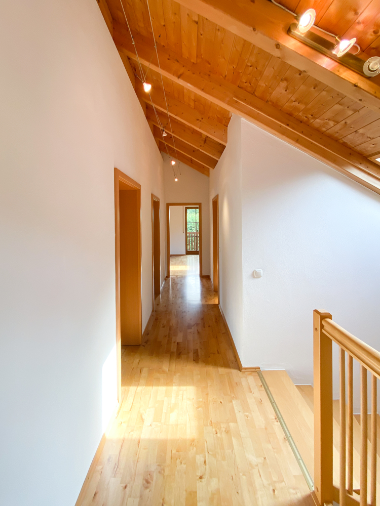 Sichtdachstuhl Einfamilienhaus Germering / Harthaus