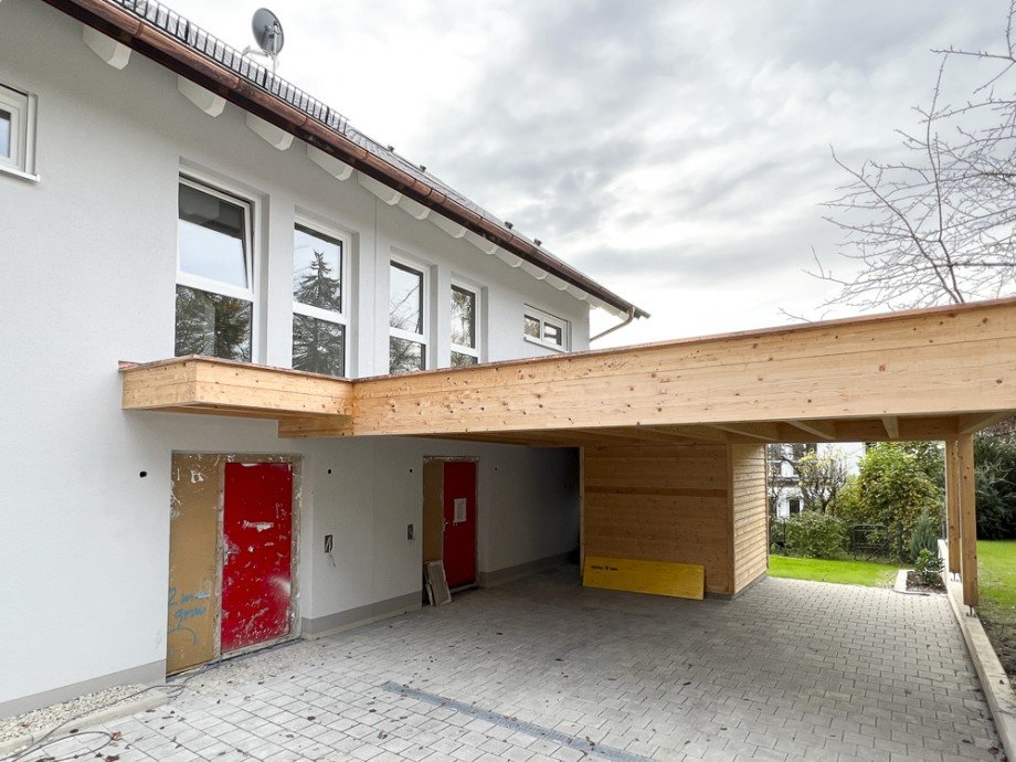 Carport Doppelhaush�lfte Gilching / Geisenbrunn