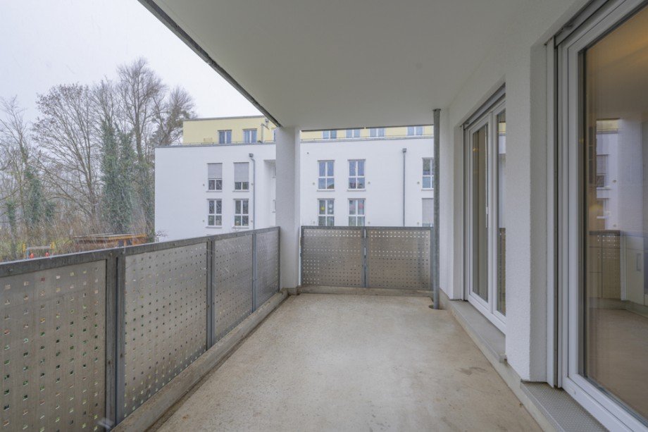�berdachter Balkon Etagenwohnung M�nchen