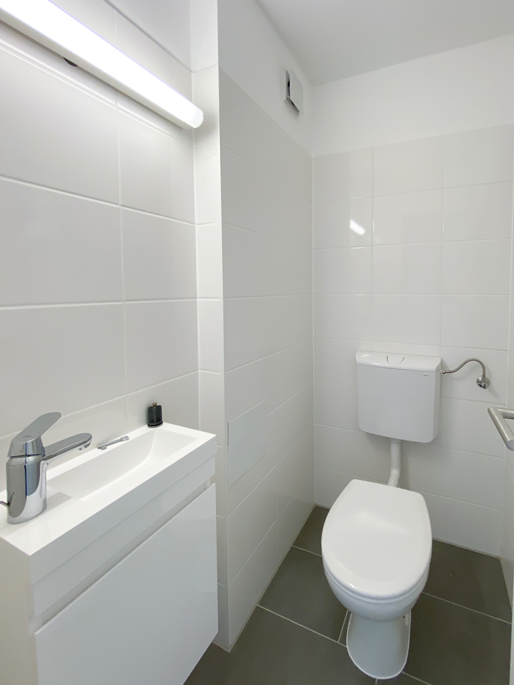 G�ste-WC Etagenwohnung Germering