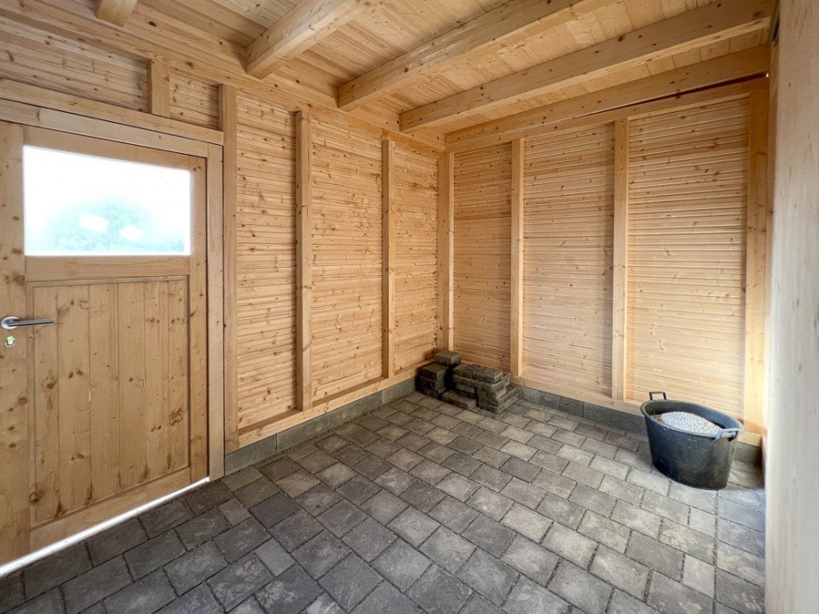 Gartenhaus Doppelhaush�lfte Gilching / Geisenbrunn