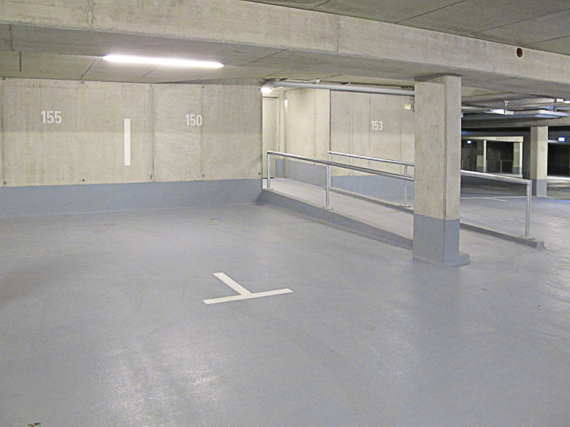 Gro�z�giger Tiefgaragenstellplatz Etagenwohnung M�nchen / Pasing