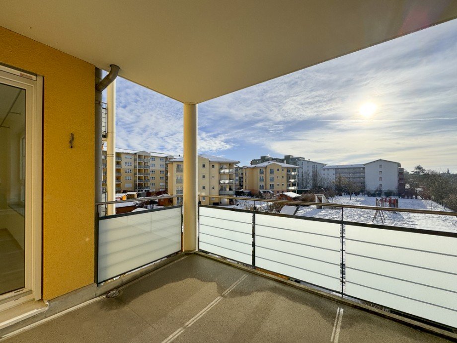 �berdachter Balkon Etagenwohnung Germering