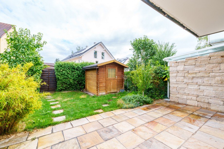 Terrasse und Garten Reihenmittelhaus Germering