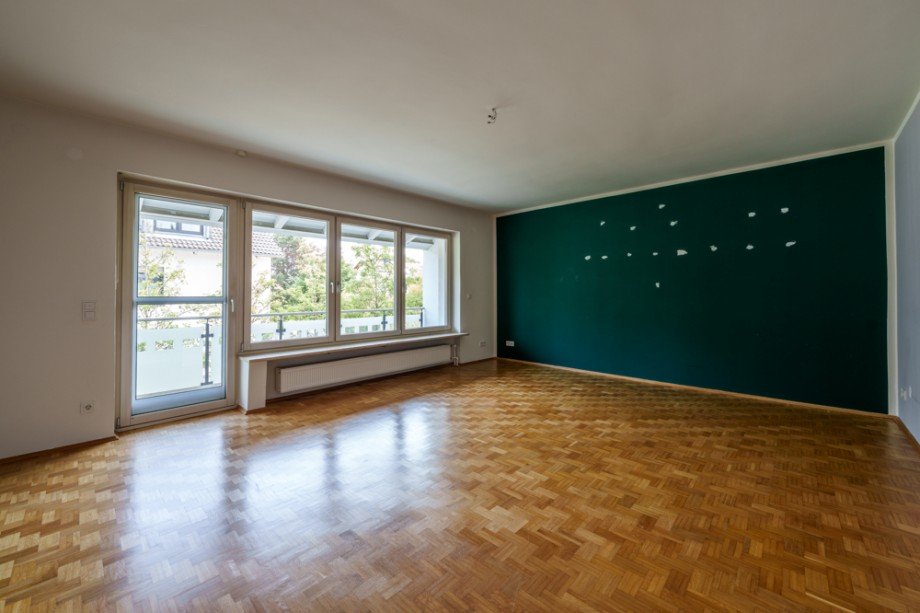 Wohnzimmer im OG Zweifamilienhaus Germering